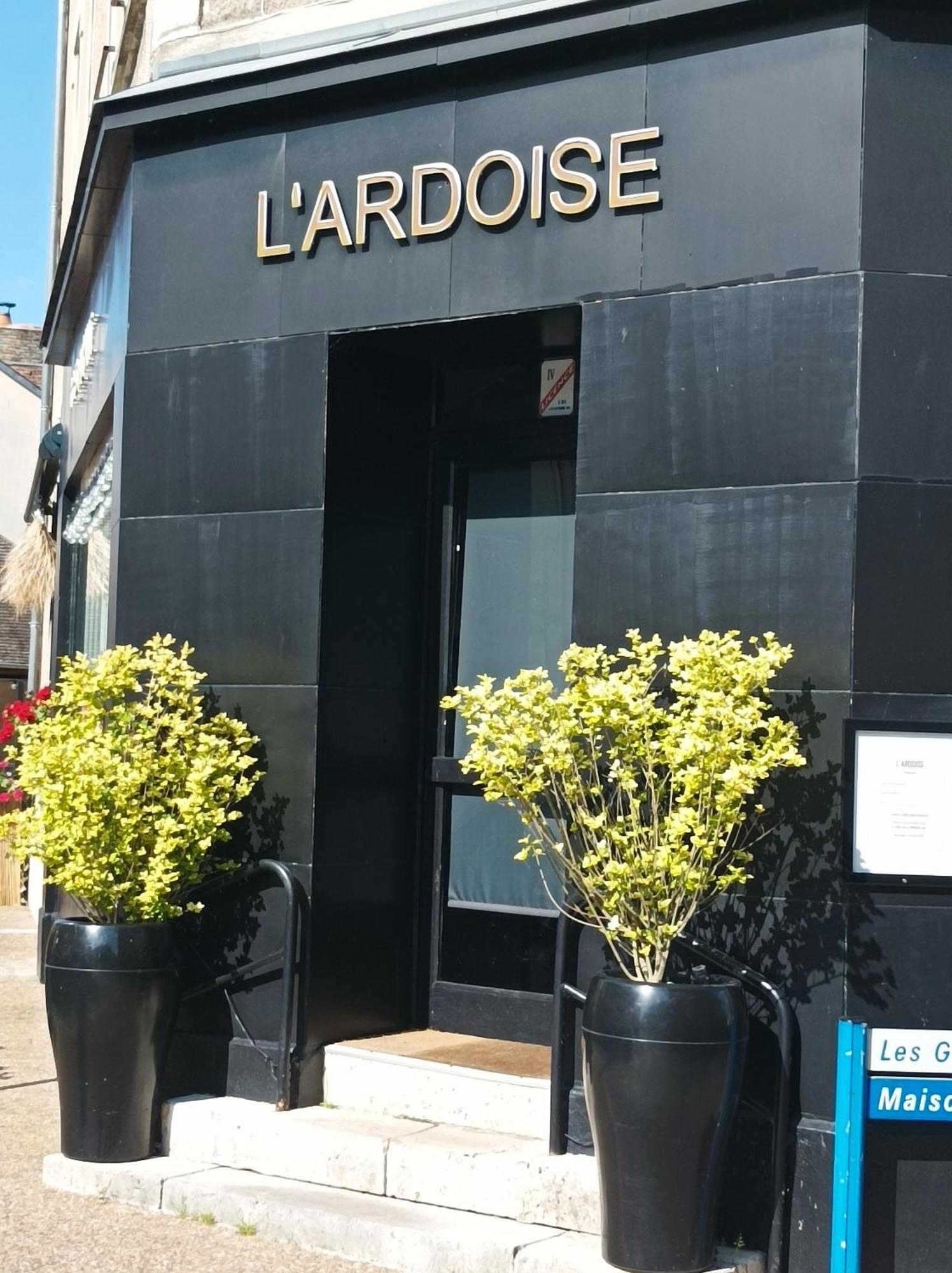 La Maison Au Bord De L'Eau Gracay 外观 照片